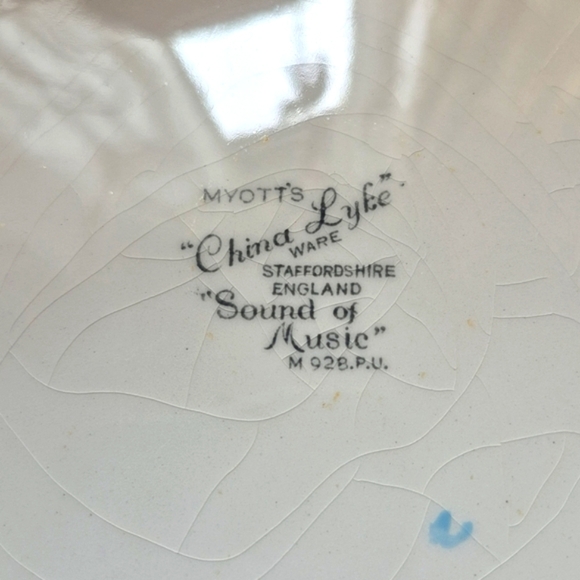 2 Vintage Myott's China-Lyke "Sound Of Music" Dinner Plates, M928.P.U. RARE  - Picture 5 of 6